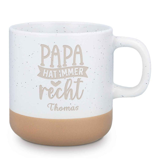 Gravierte Steingut Tasse - Papa hat immer Recht