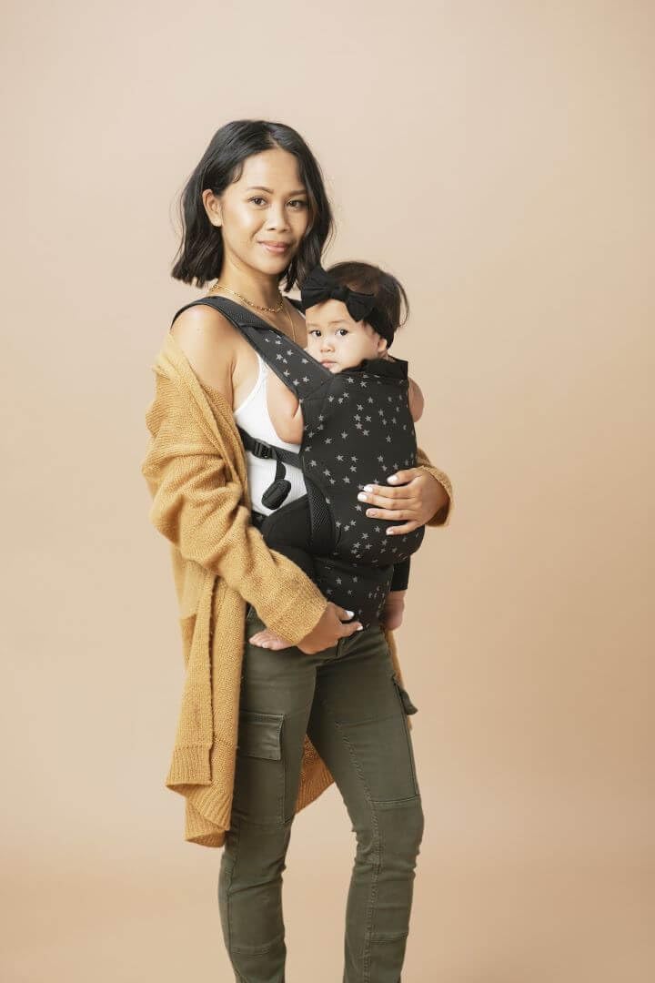 Tula Lite Babytrage und Babytrage-Tasche in Einem, Leicht Kompakt Ergonomisch, Bauchtrage Rückentrage Reise Babytrage, Discover