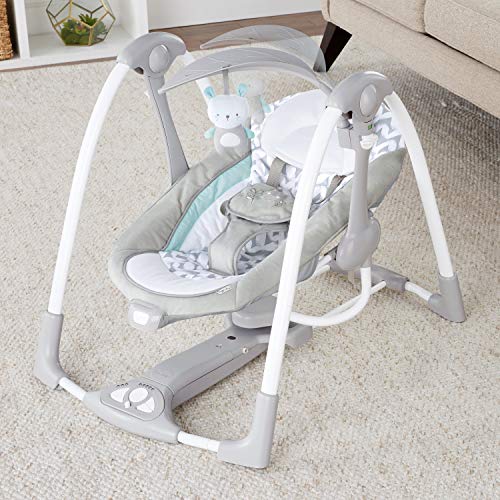 Ingenuity Hugs & Hoots zusammenklappbare & tragbare Babyschaukel, 5 Schaukelgeschwindigkeiten, 8 Melodien, 3 Naturgeräusche, Lautstärkeregulierung und Spielzeugbügel, ab der Geburt bis 9kg