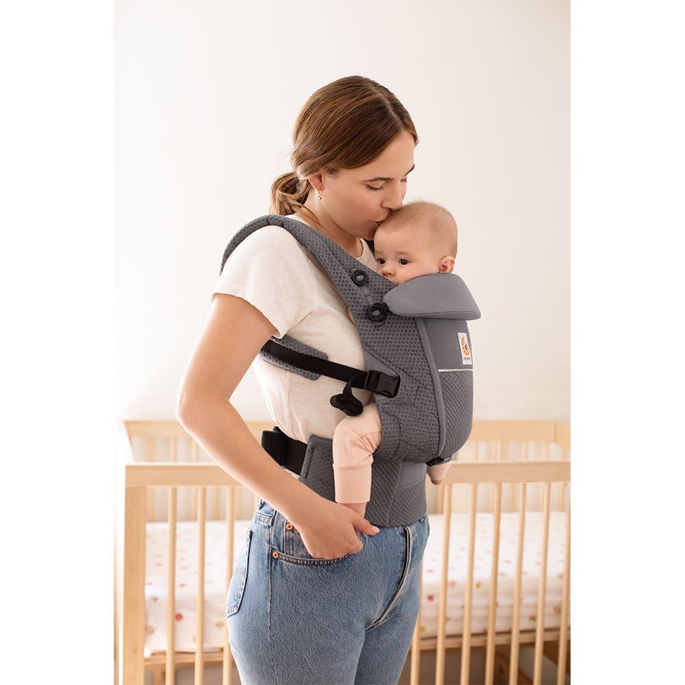Ergobaby Adapt Babytrage für Neugeborene ab Geburt, 3-Positionen SoftFlex Mesh Ergonomische Babybauchtrage Rückentrage Baby-Tragetasche, Natural Beige, 1 Einheit