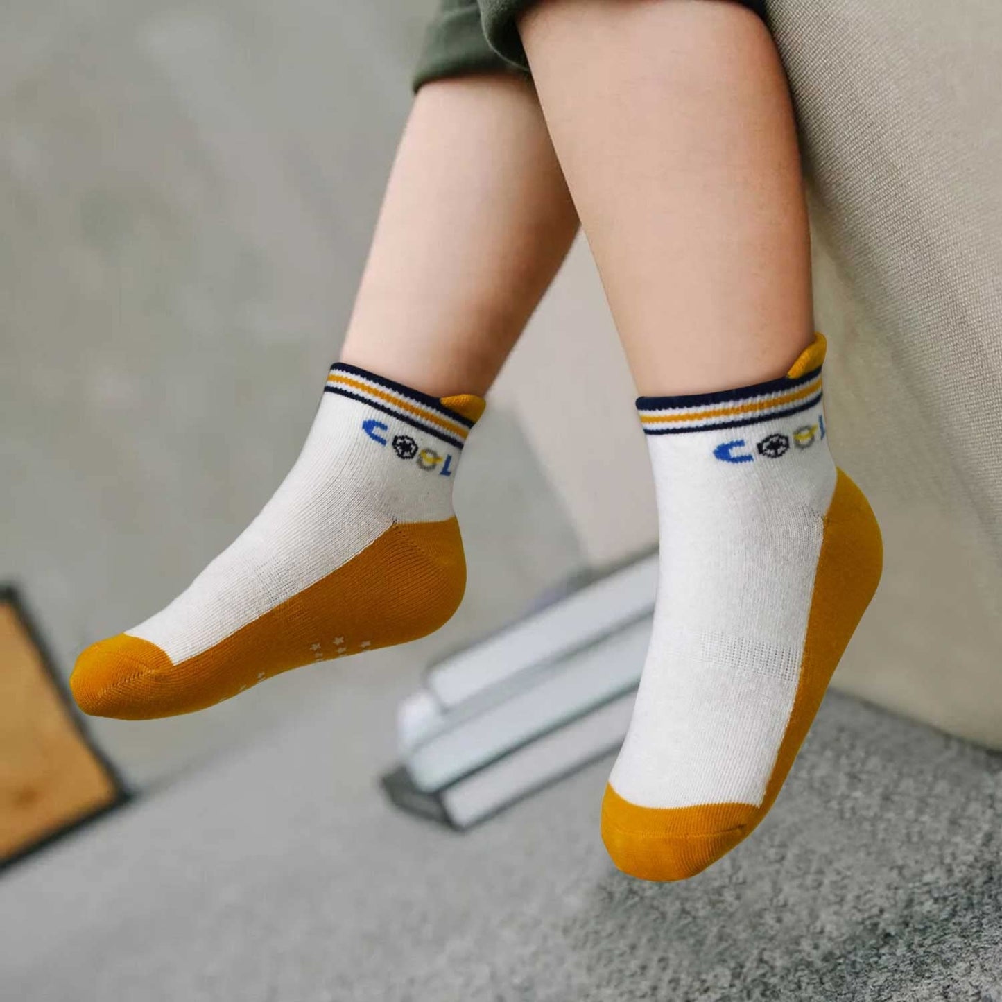 GRPSKCOS Stoppersocken Kinder 12 Paar ABS Socken Rutschfeste Socken Kleinkind Antirutschsocken für 1-7 Jahre Jungen Mädchen