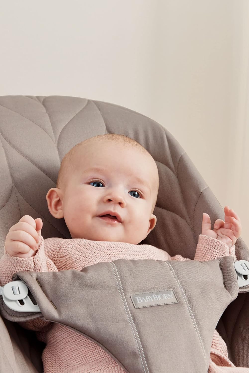 BabyBjörn Bliss Baby Bouncer, Woven, Classic Quilting, Sand Grey