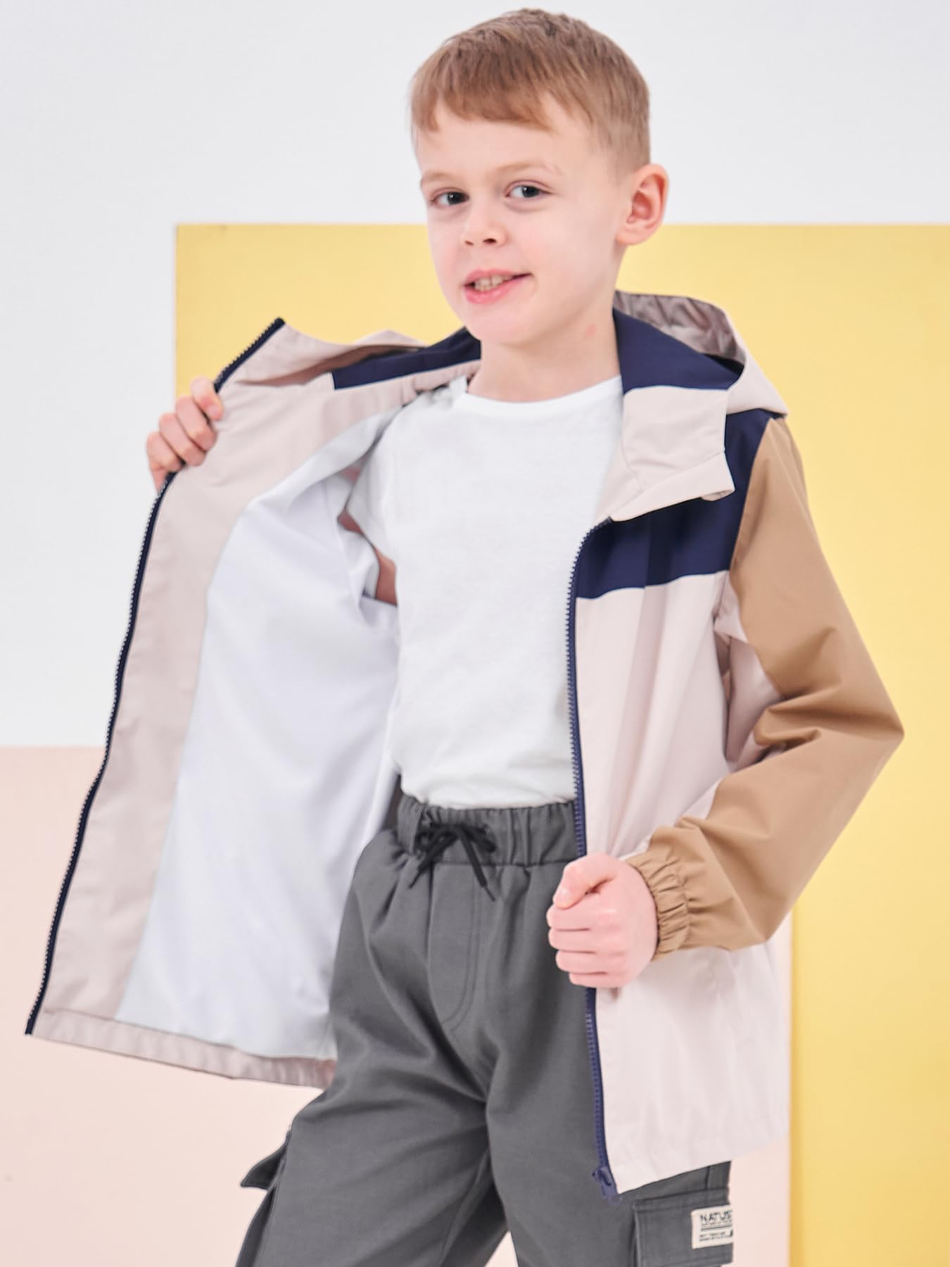 NATUST Kids Boys Waterproof Jacket Lightweight Transition Jacket Windproof Rain Jacket with Hood