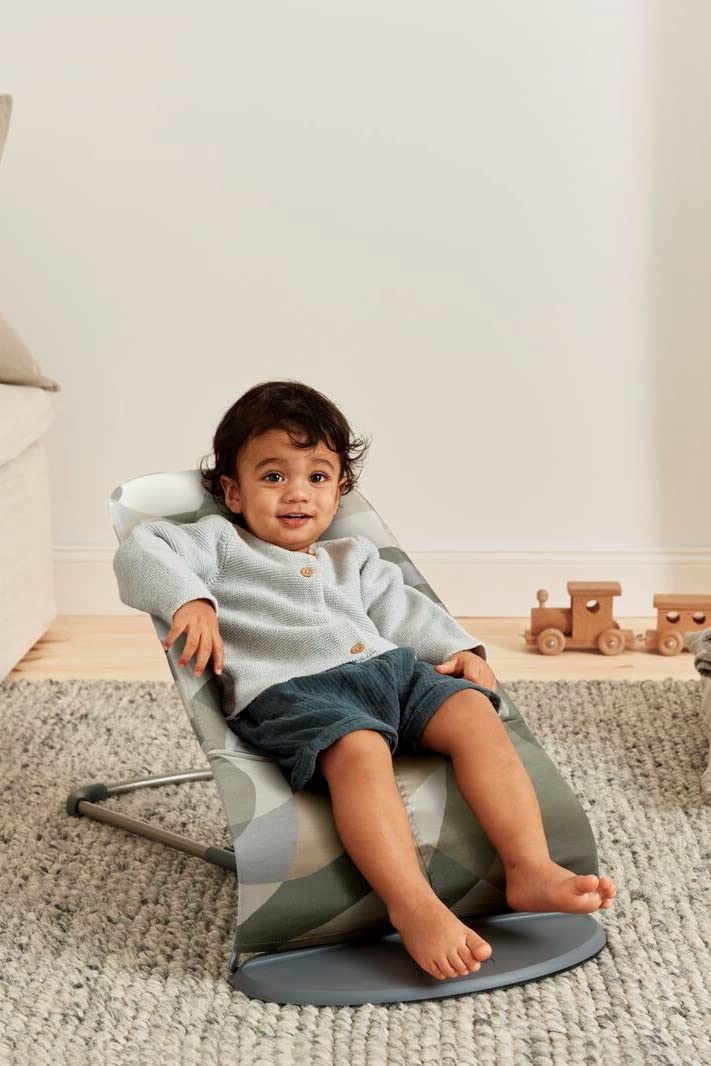 BabyBjörn Bliss Baby Bouncer, Woven, Classic Quilting, Sand Grey