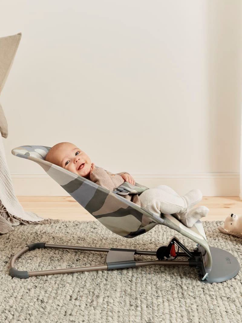 BabyBjörn Bliss Baby Bouncer, Woven, Classic Quilting, Sand Grey