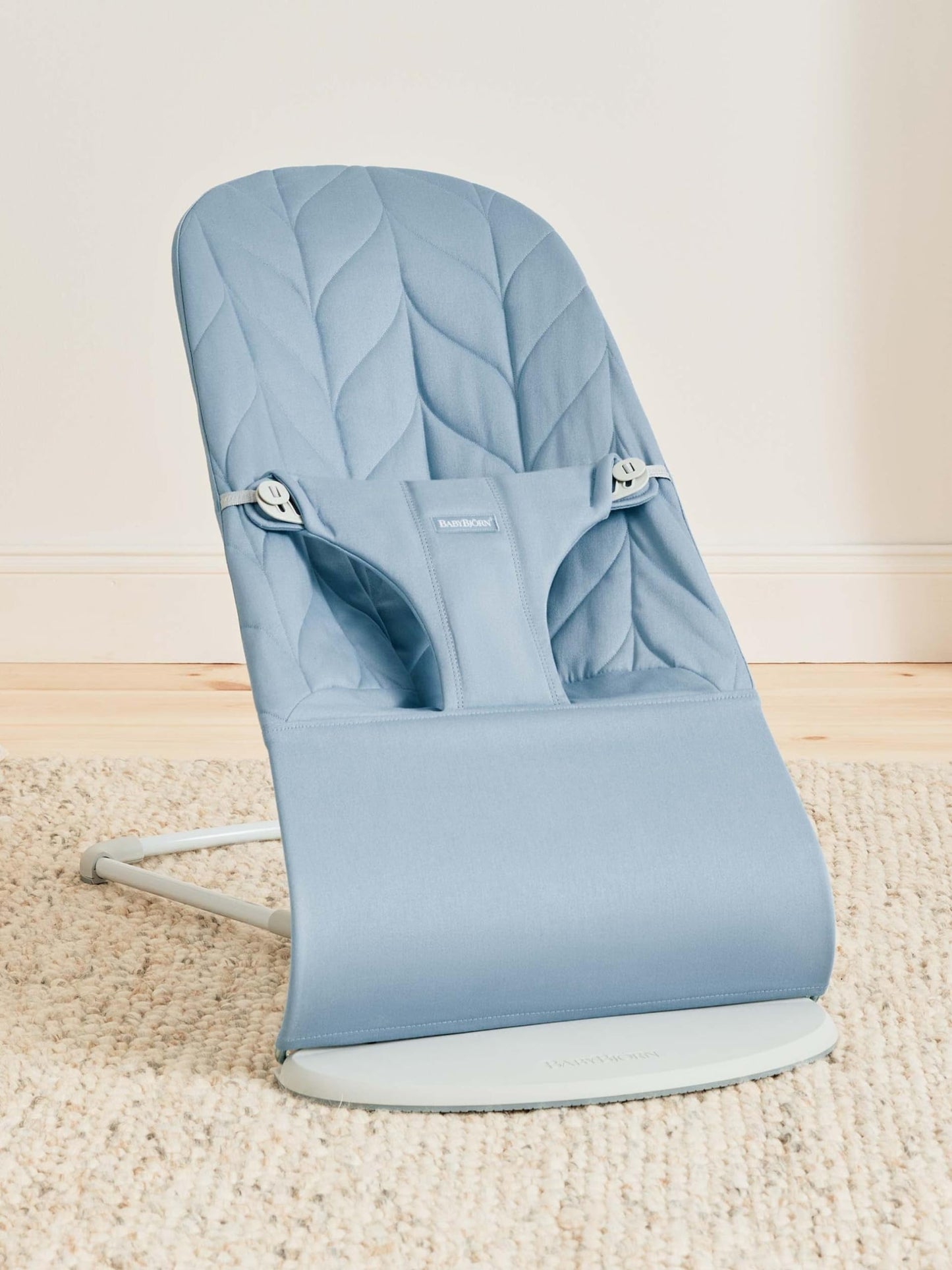 BabyBjörn Bliss Baby Bouncer, Woven, Classic Quilting, Sand Grey