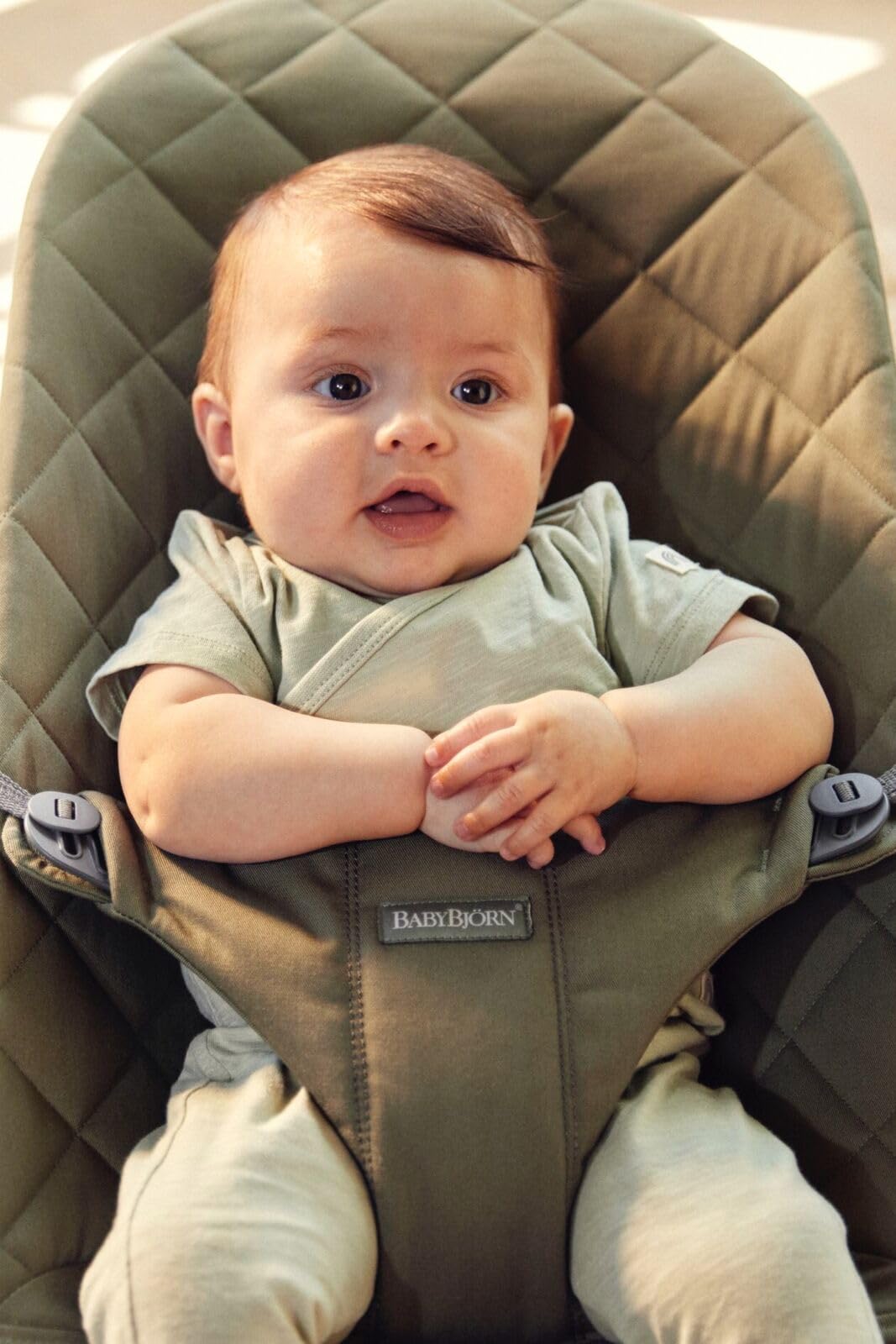 BabyBjörn Bliss Baby Bouncer, Woven, Classic Quilting, Sand Grey
