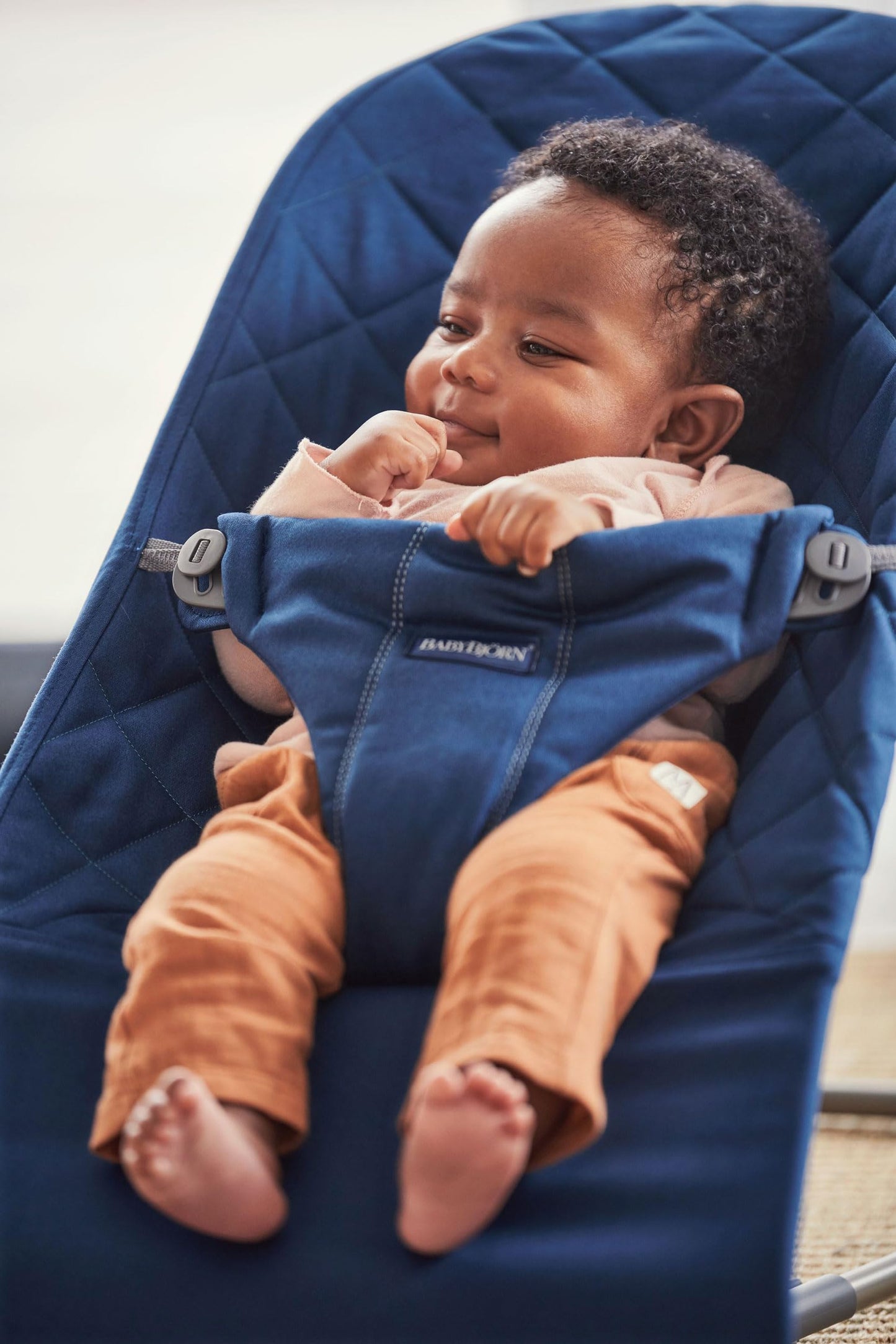 BabyBjörn Bliss Baby Bouncer, Woven, Classic Quilting, Sand Grey
