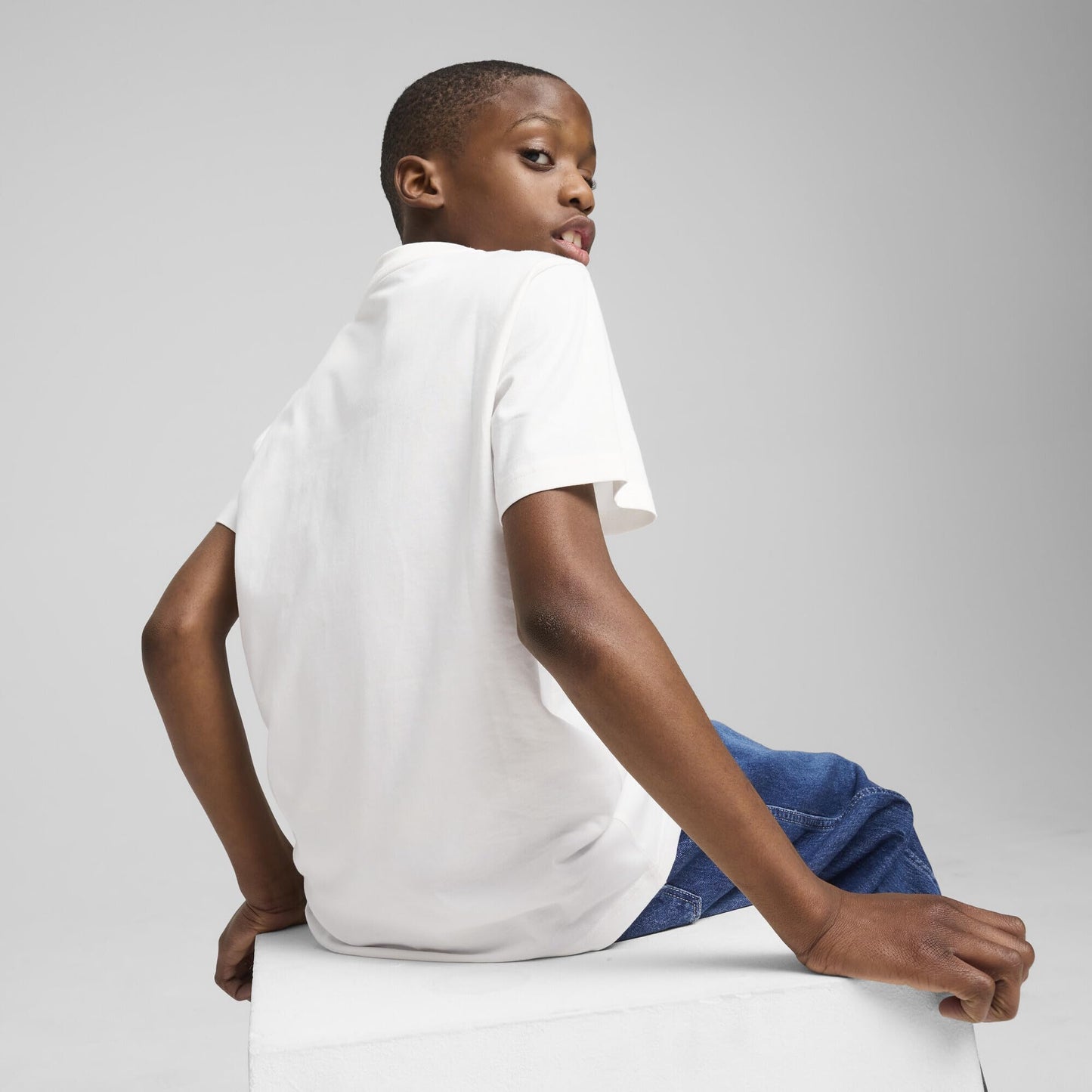 PUMA Jungen ESS 2 Color No.1 Logo Tee B T-Shirts (1er Pack)
