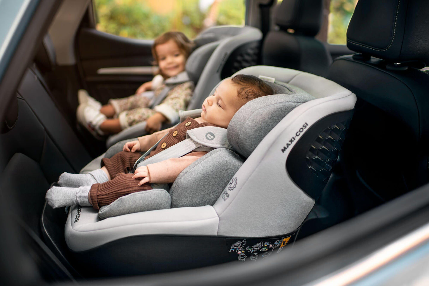 Maxi-Cosi Mica Pro Eco i-Size, 360°-Kindersitz mit ISOFIX, 0-4 Jahren, 40-105 cm, ClimaFlow, G-CELL-Seitenaufprallschutz, drehbarer Kindersitz, Neugeborene & Kleinkindsitz, Authentic Graphite - Meloni2