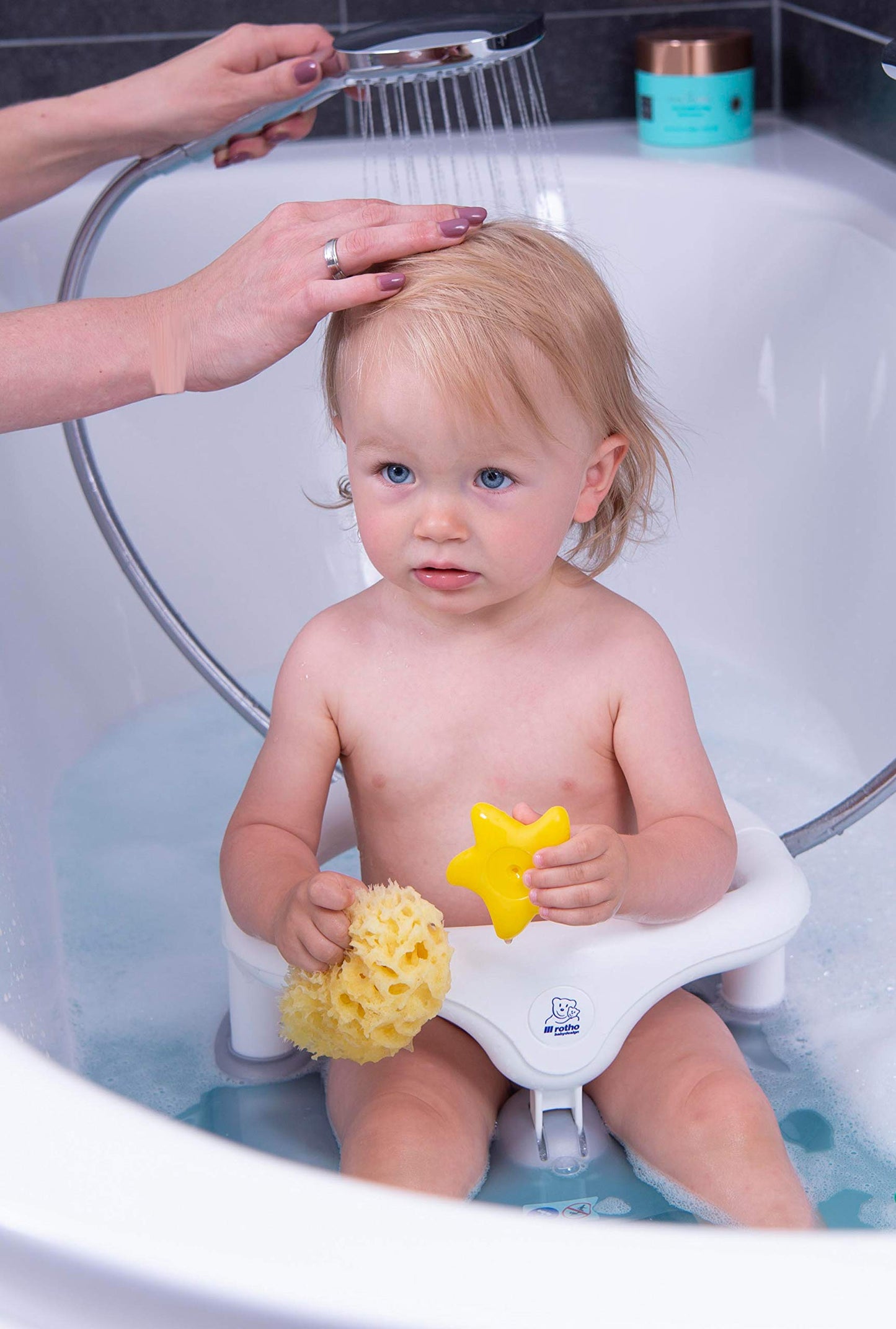 Rotho Babydesign Badewannensitz 3-farbig mit grauem Boden - Rutschfeste und hoher Sitzkomfort mit Kindersicherung - Sitzhilfe - Badesitz