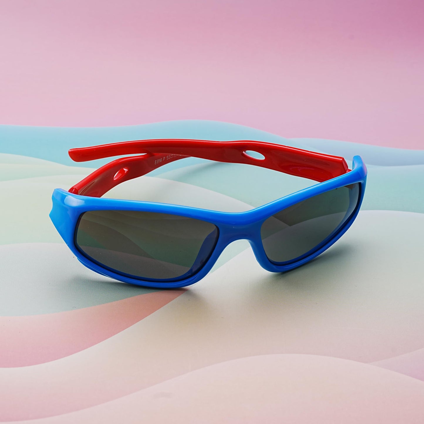 Sport-Sonnenbrille für Kinder, polarisiert, bruchsicher, für Jungen und Mädchen (3-12 Jahre) + Brillenbänder + Brillenetui