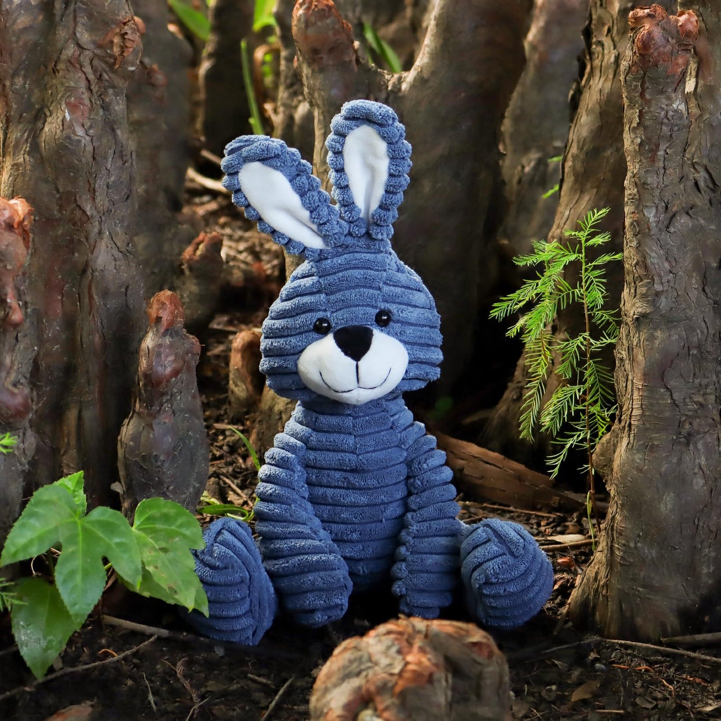 Apricot Lamb Cuddly Toy Green Rabbit 23 cm - Plush Toy Plush Toy for Children and Baby - Fluffy Stuffed Toy for Playing, Gift & Cuddling - Cosy Cuddly Toy - Cord Rabbit