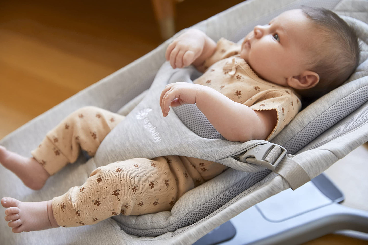 Ergobaby 3-in-1 Evolve Bouncer, Ergonomische Babywippe für Neugeborene ab Geburt bis zum Kleinkind, Babyschaukel mit Neugeboreneneinsatz (2,5 kg - 13,2 kg), Midnight Blue