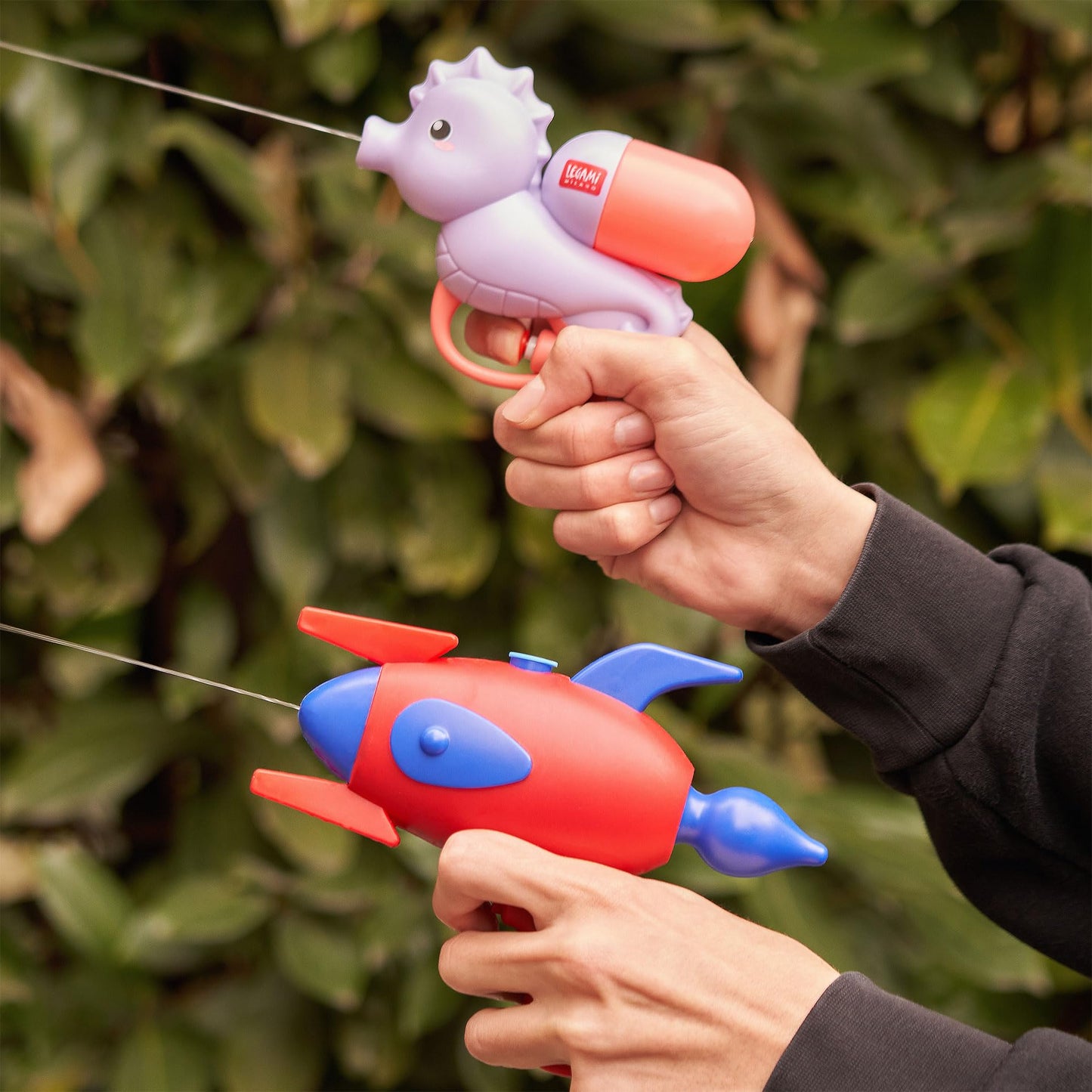 Legami - Wasserpistole - Water Gun, Gartenwasserpistole für Kinder Erwachsene, leistungsstarke Wasserpistole, 2,5 Meter Wasserstrahl, ideal für erfrischende Partys, Fassungsvermögen 50 ml, Thema