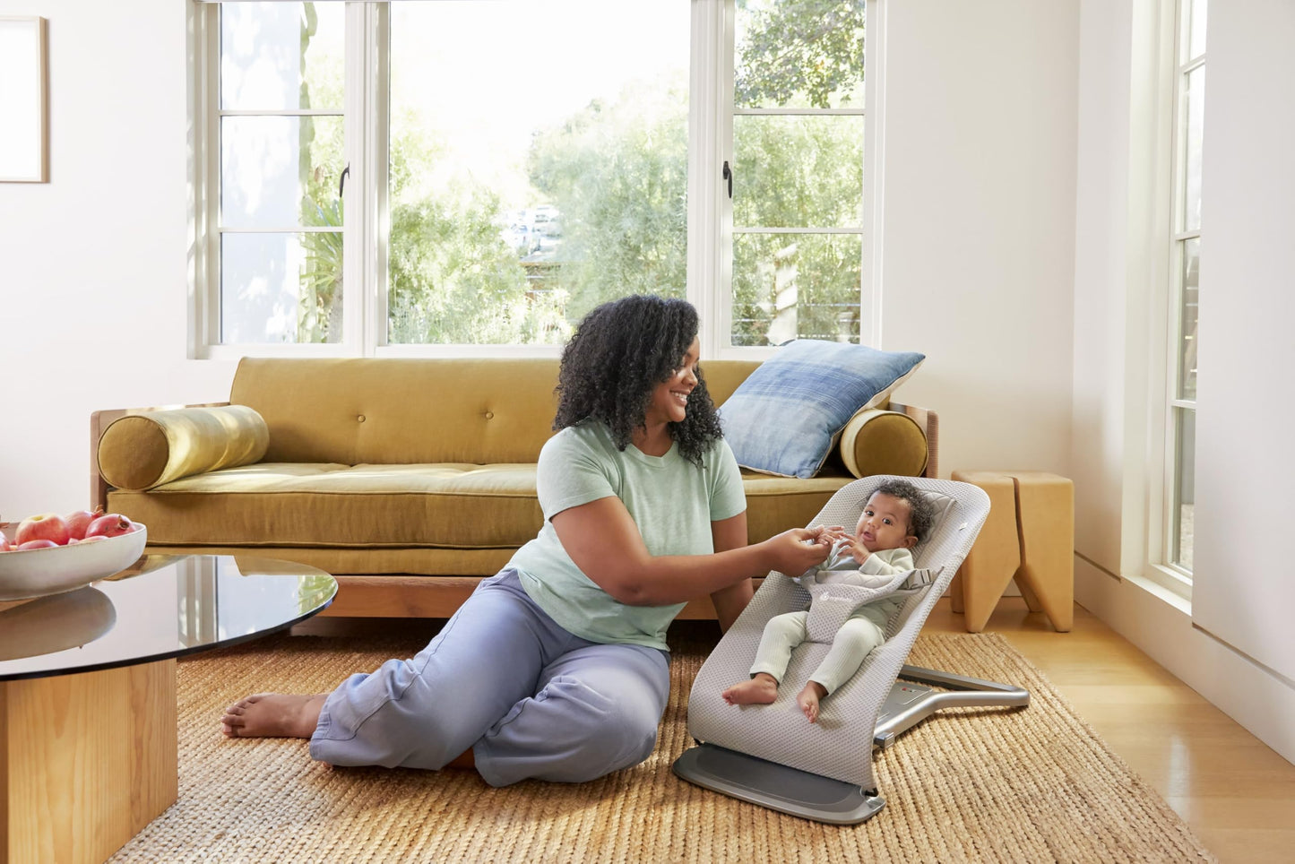 Ergobaby 3-in-1 Evolve Bouncer, Ergonomische Babywippe für Neugeborene ab Geburt bis zum Kleinkind, Babyschaukel mit Neugeboreneneinsatz (2,5 kg - 13,2 kg), Midnight Blue