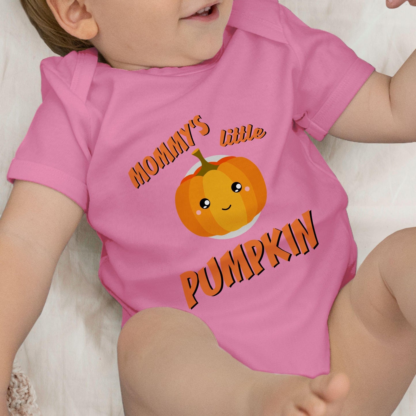 Shirtracer - Baby Body Junge Mädchen - - Babys - Mommys little Pumpkin Halloween