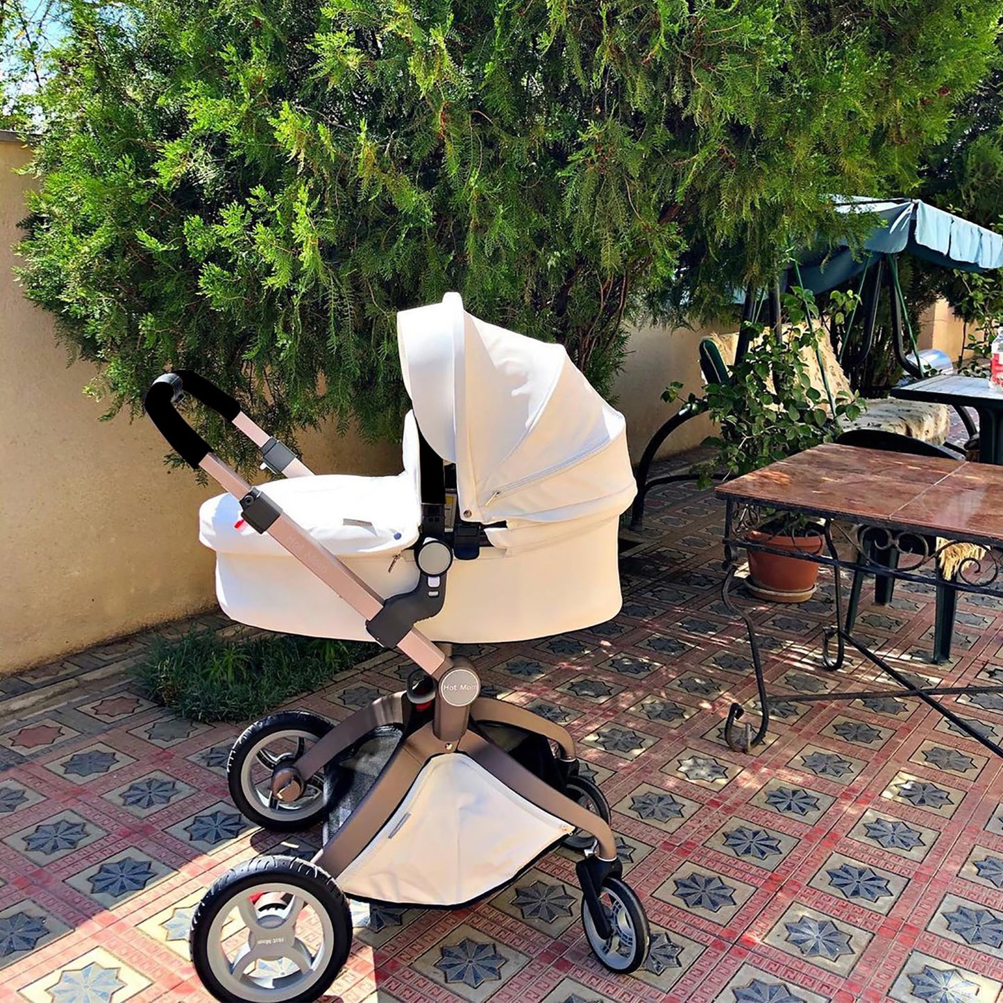Hot Mom Kinderwagen 3in1 Set Klassik Kombikinderwagen, Modell F22 mit Alu-Rahmen/Vollgummireifen (Schwarz)