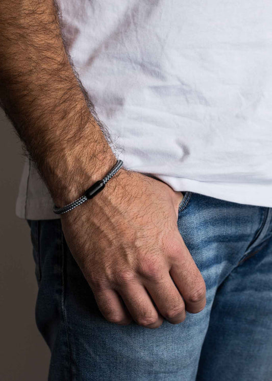 Silvus Nylon Bracelet - Matte Black - Grey