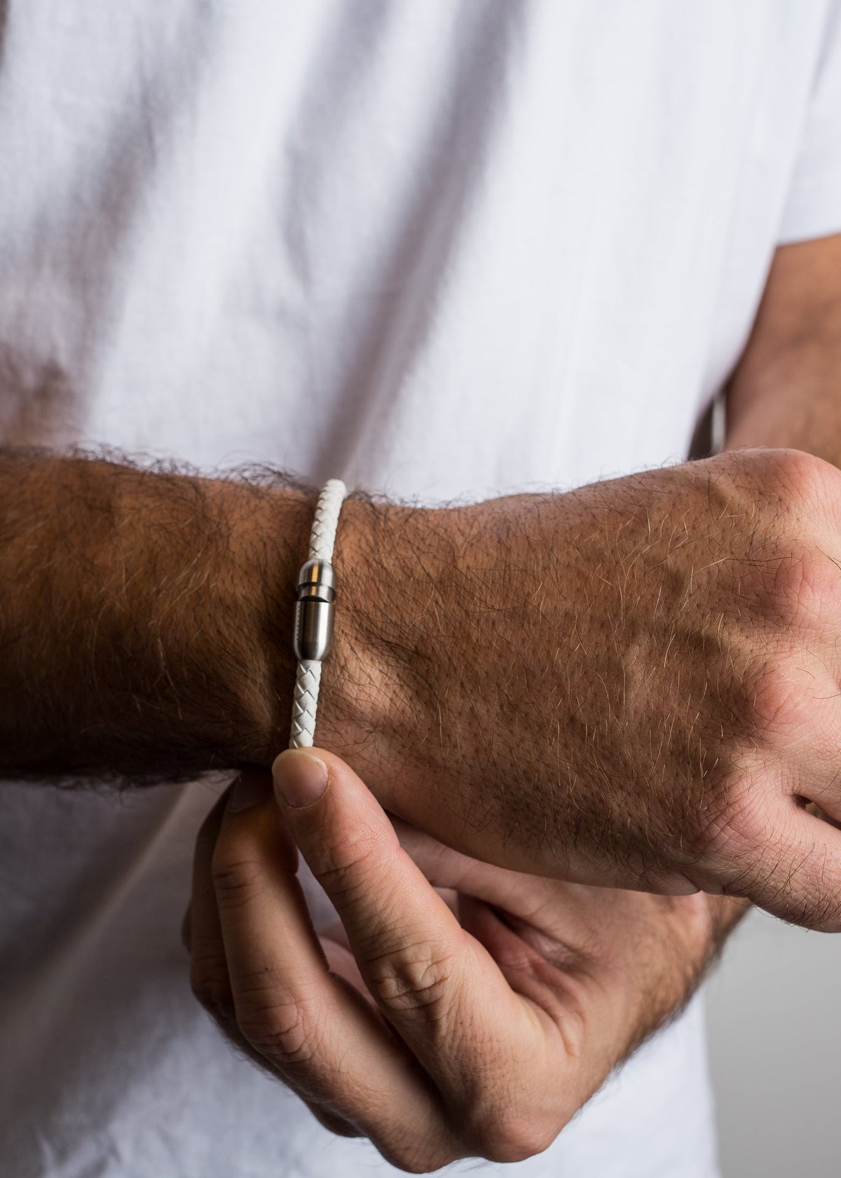 Silvus Leather Bracelet Silver - White
