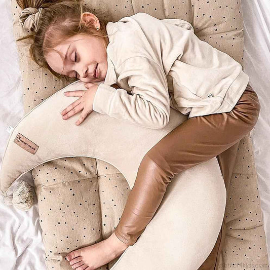 Stillkissen Halbmond Velours– Komfort, Unterstützung & vielseitige Nutzung