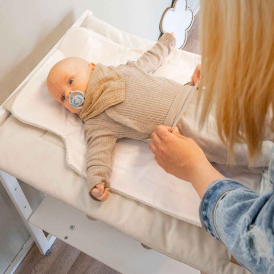 Wickelunterlage Teddystoff Bouclé – praktische Windeltasche für unterwegs