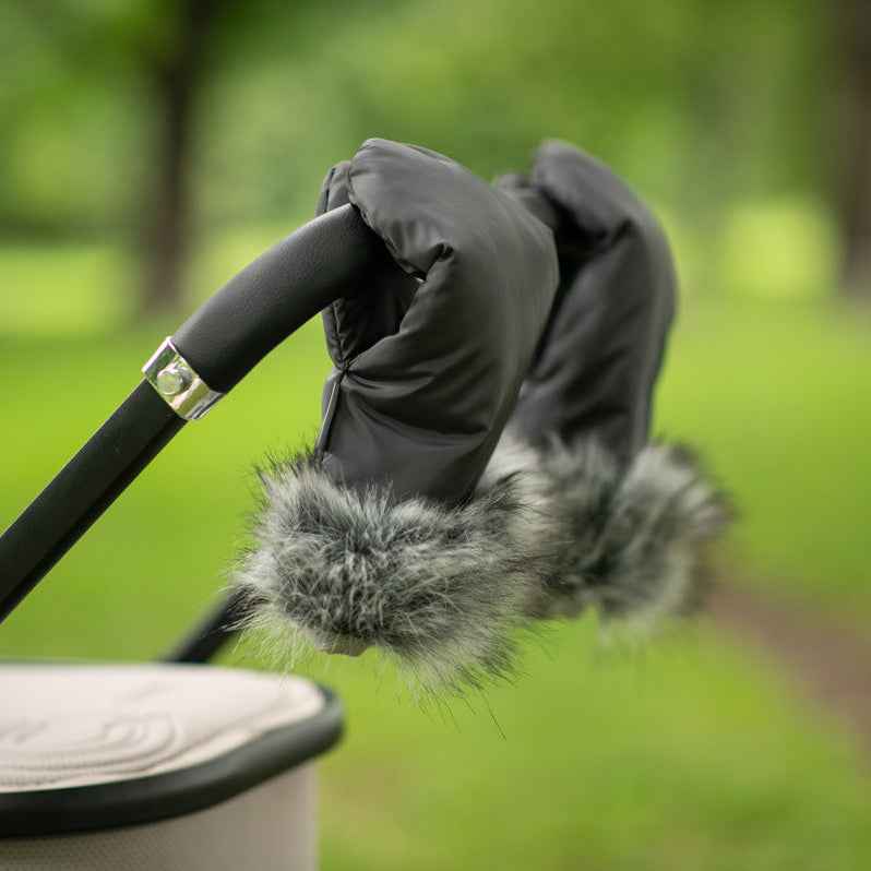 Handwärmer mit Fell für Kinderwagen – Stylisch, warm & wasserabweisend