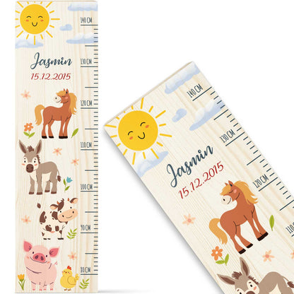 Messlatte mit Namen für Kinder im Bauernhof Design