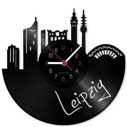 Wanduhr aus Vinyl Skyline Leipzig