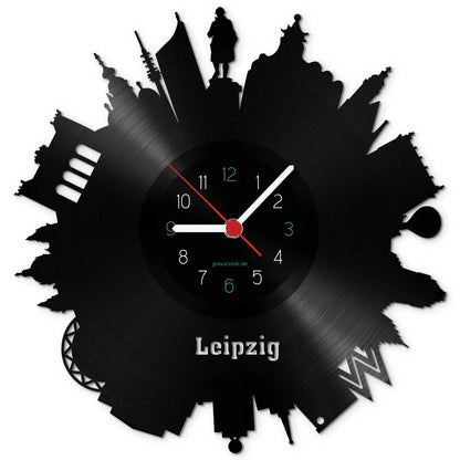 Wanduhr aus Vinyl Skyline Leipzig 2017