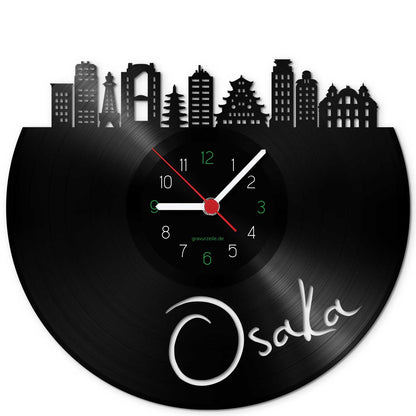 Wanduhr aus Vinyl Skyline Osaka