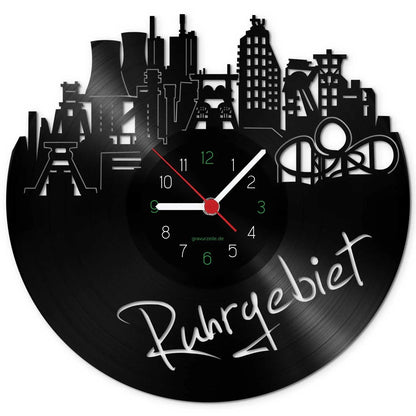 Wanduhr aus Vinyl Skyline Ruhrgebiet