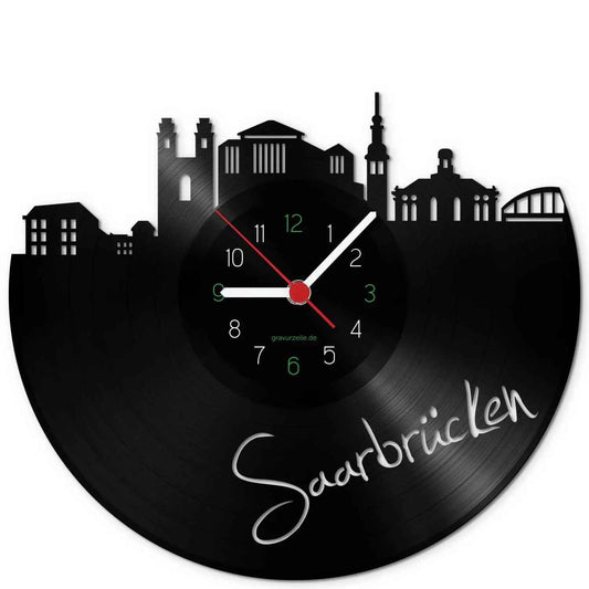Wanduhr aus Vinyl Skyline Saarbrücken