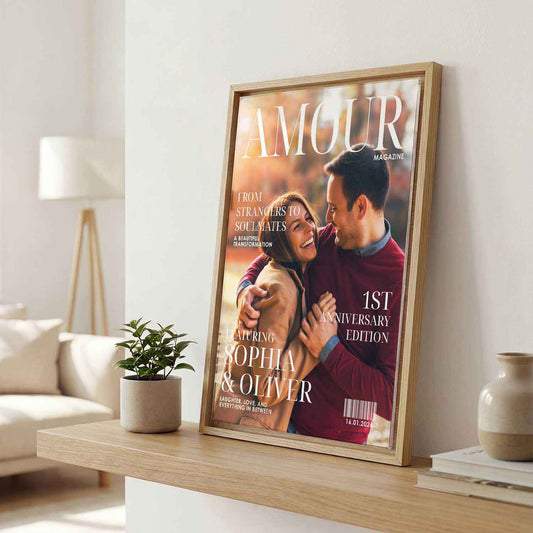 Love Magazine auf Acryl im Schattenfugenrahmen - Personalisiertes Geschenk mit Foto