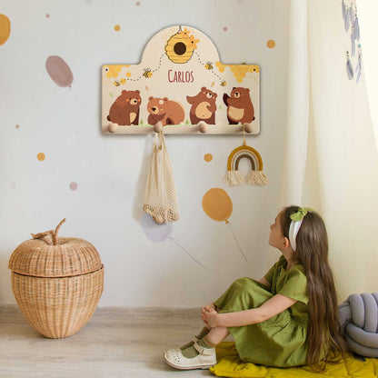 Personalisierte Garderobe fürs Kinderzimmer - Bären & Bienen