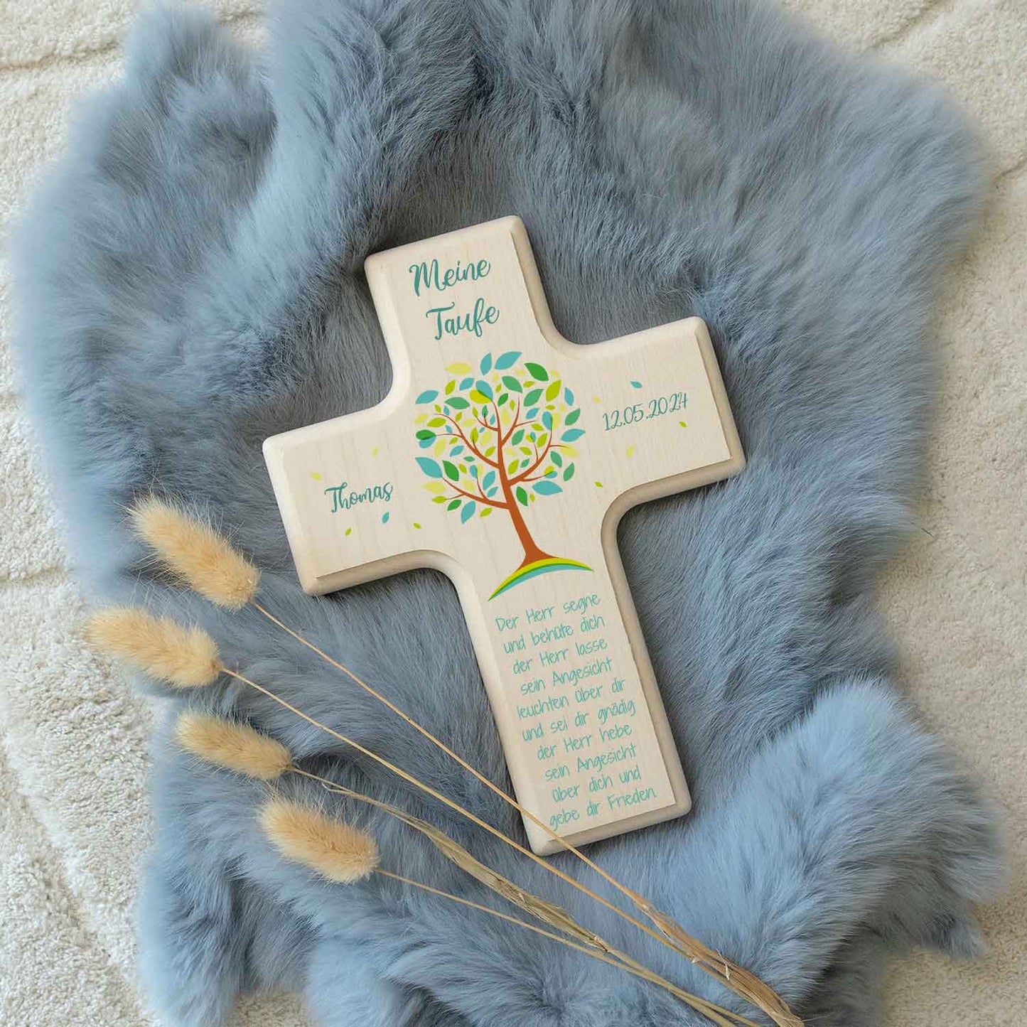 Personalisierbares Holzkreuz zur Taufe Konfirmation und Kommunion - Lebensbaum Design