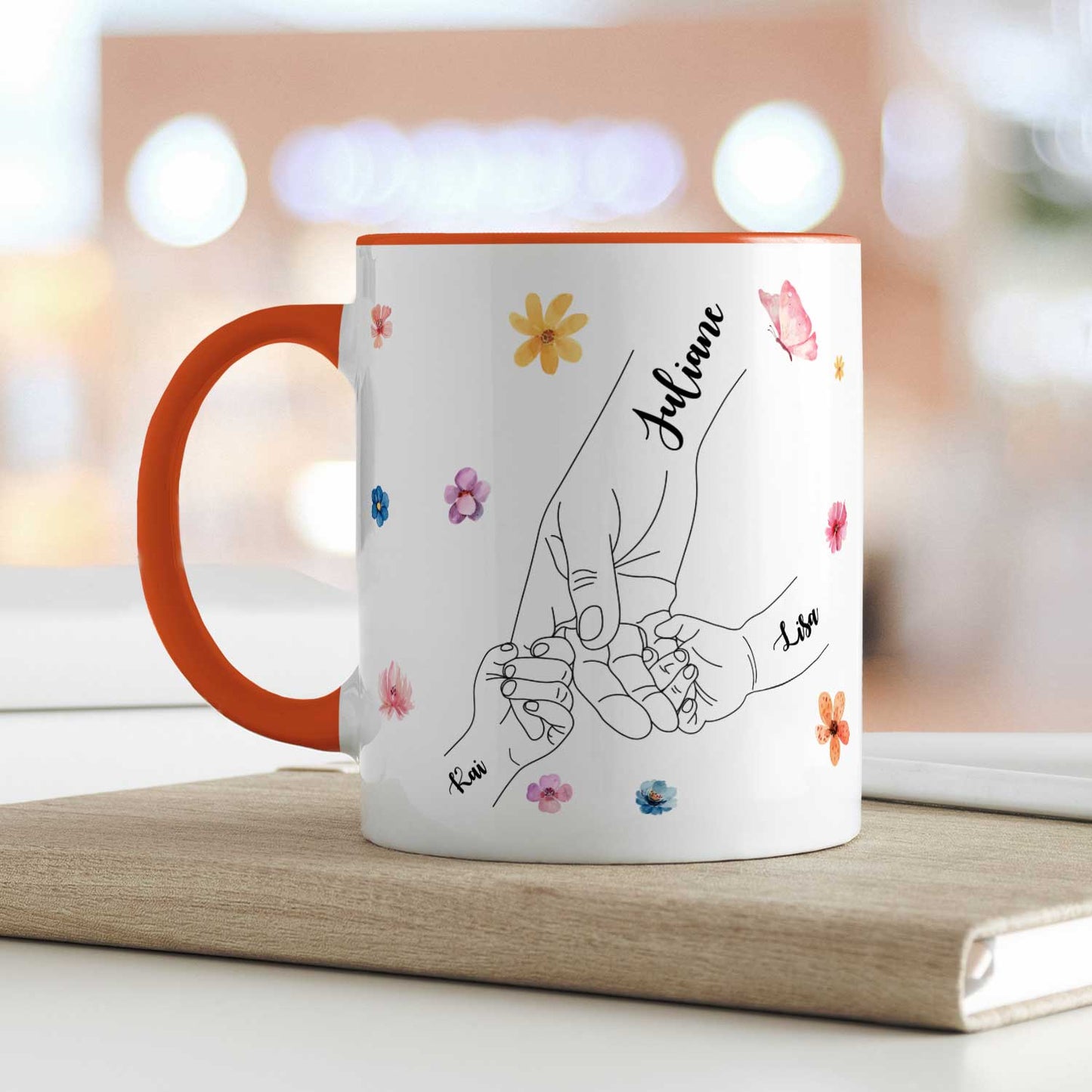 Bedruckte Tasse - Hände halten Mama - Geschenk zum Muttertag