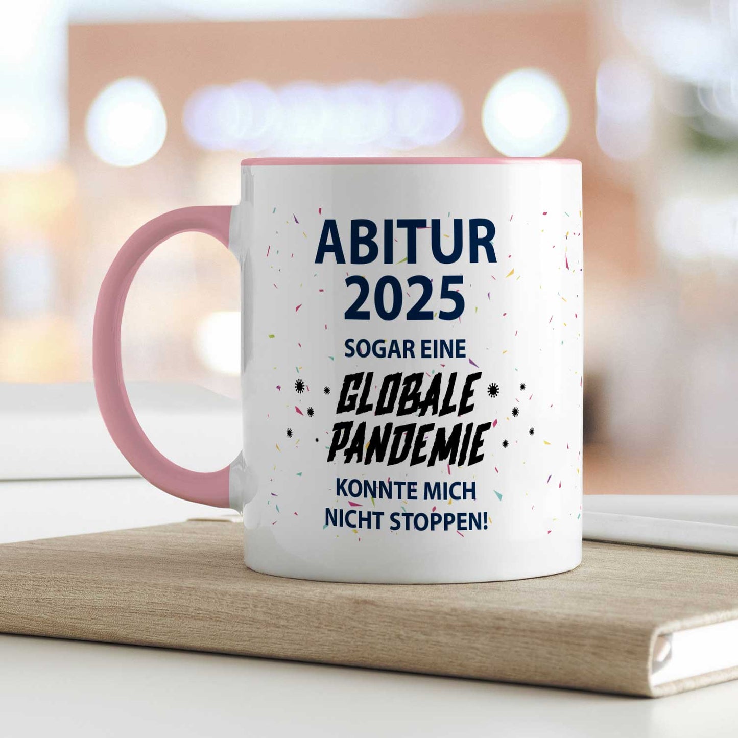 Bedruckte Tasse mit Spruch Pandemie Abitur