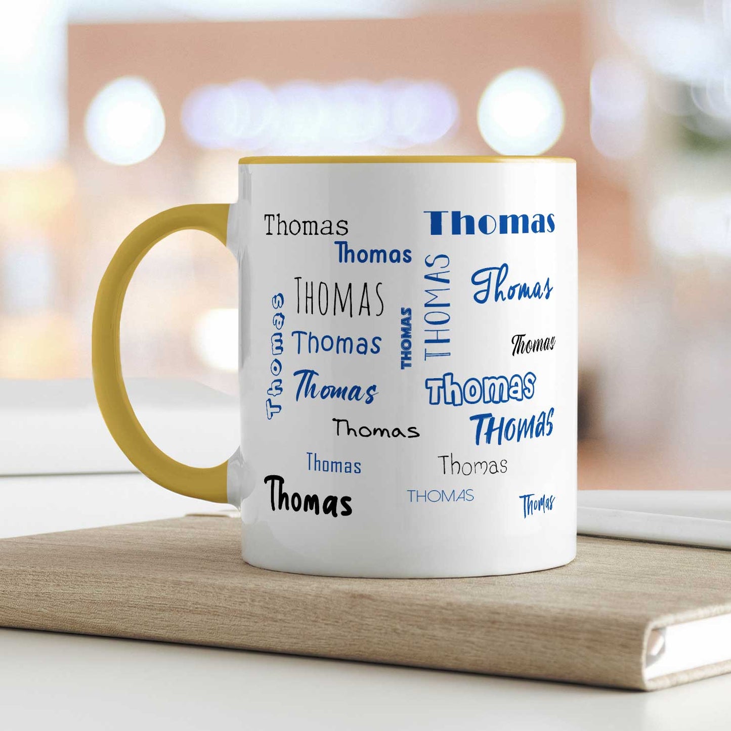 Bedruckte Tasse mit Namen in verschiedenen Schriftarten