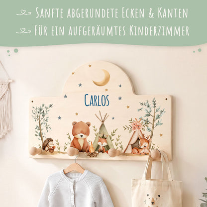 Personalisierte Garderobe fürs Kinderzimmer - Zelten
