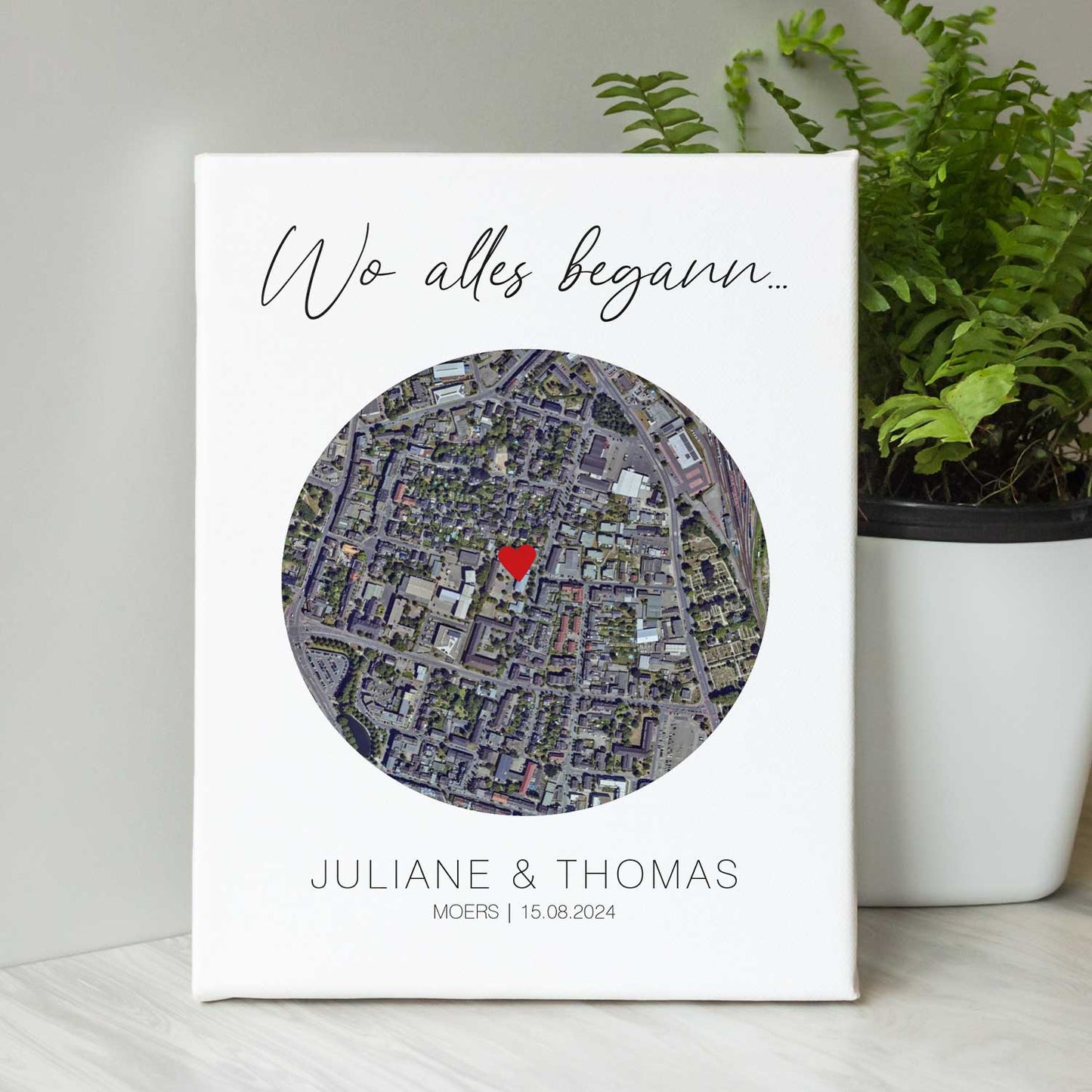 Leinwand mit dem Motiv "Wo alles begann" - Personalisiertes Geschenk mit Wunschort