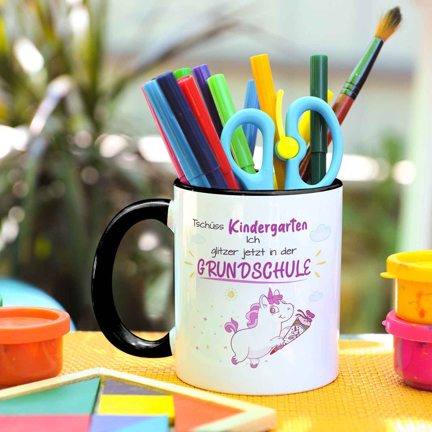 Bedruckte Tasse mit Spruch - Tschüss Kindergarten ich glitzer in der Grundschule
