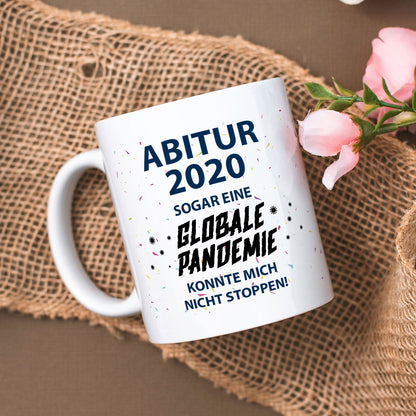Bedruckte Tasse mit Spruch Pandemie Abitur
