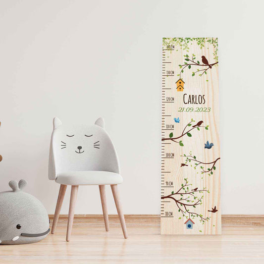 Messlatte mit Namen für Kinder im Vögel Design
