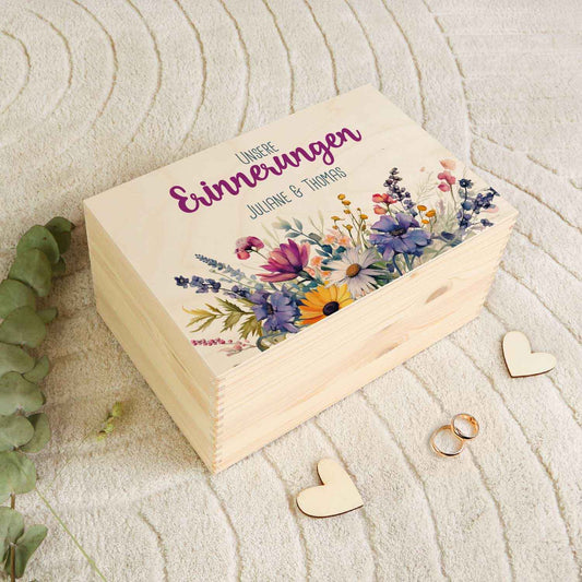 Erinnerungskiste mit UV-Druck im Unsere Erinnerungen Design - Personalisiertes Geschenk zur Hochzeit