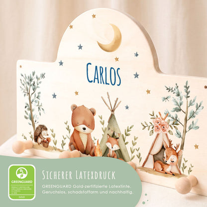 Personalisierte Garderobe fürs Kinderzimmer - Zelten