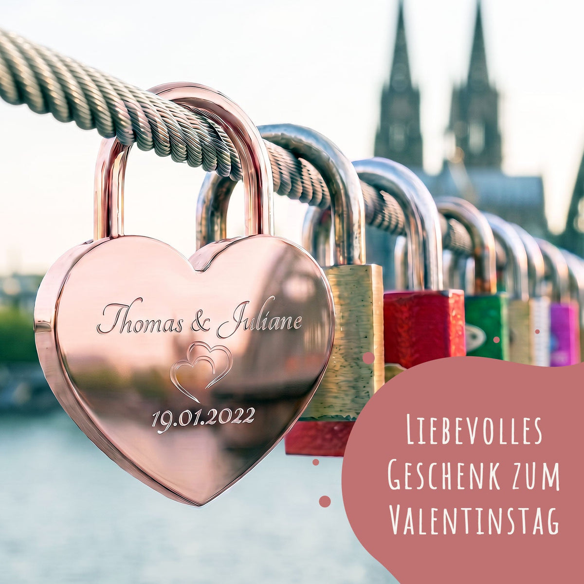 Herzschloss in Rosegold mit Gravur