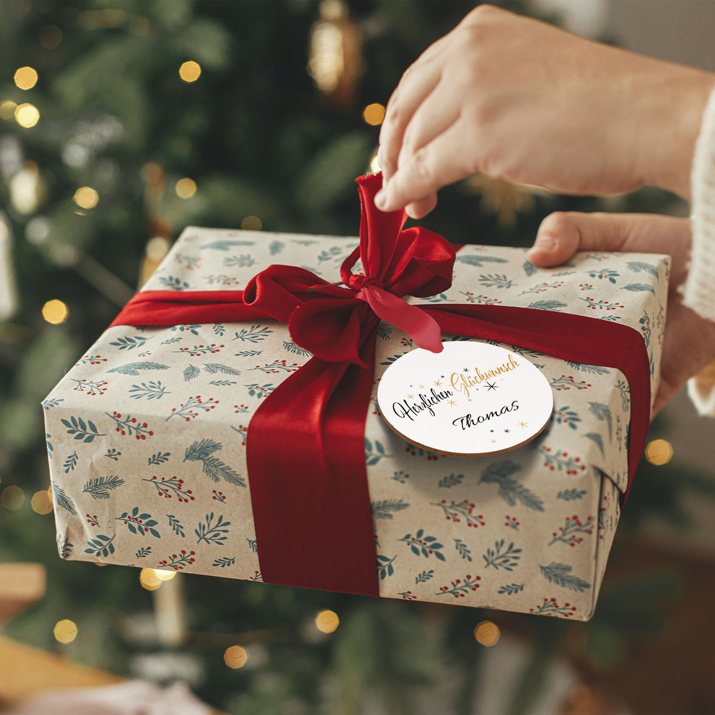 Geschenkanhänger aus Holz - Herzlichen Glückwunsch - Personalisiert mit Namen