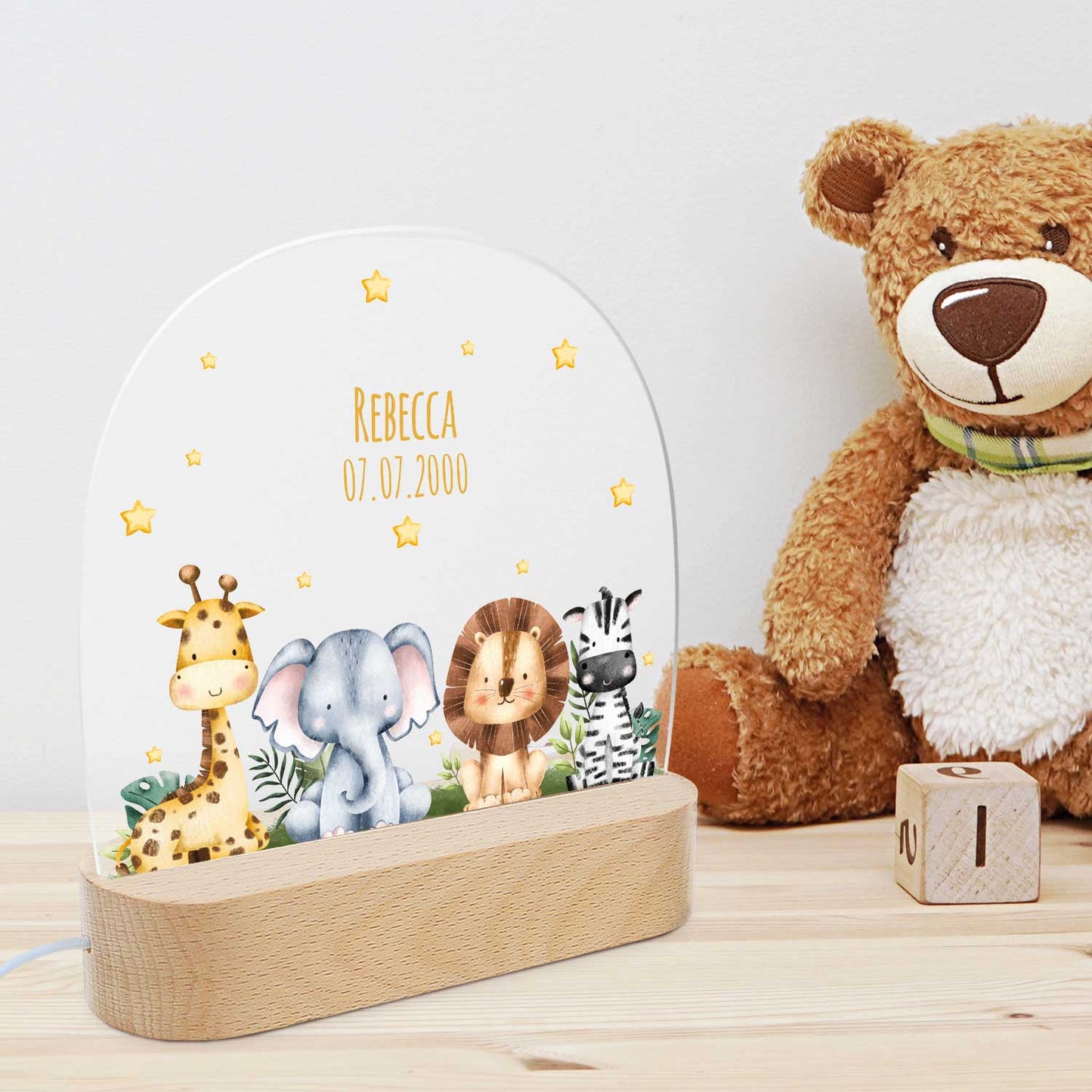 Kinder LED Nachtlicht mit Sockel aus Holz im Tiergruppe Design