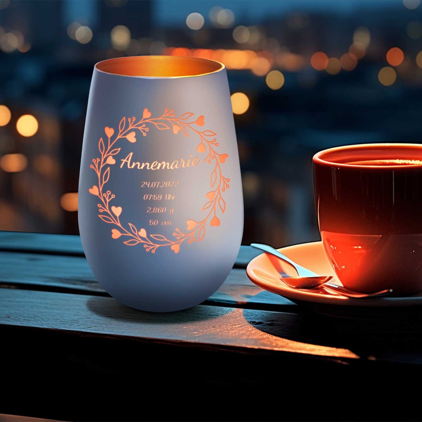 Deko Windlicht aus Glas mit Gravur - Geschenk zur Geburt - Personalisiert mit Namen